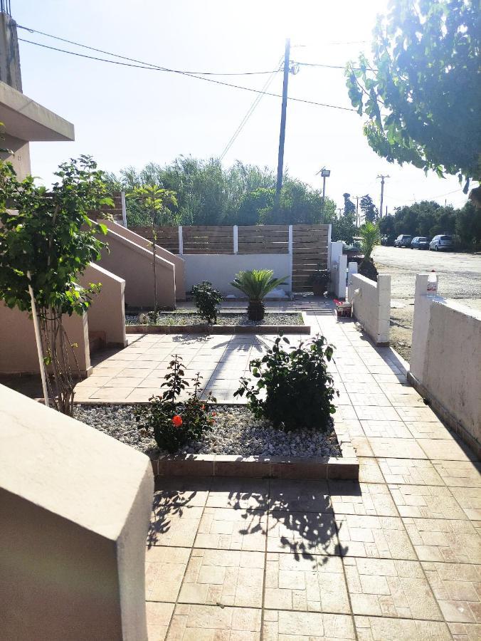 #4 Giorgos & Chara Apartments Néa Kidonía Kültér fotó